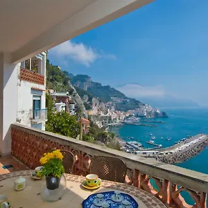 appartamento-belvedere.hotels-amalfi.com/